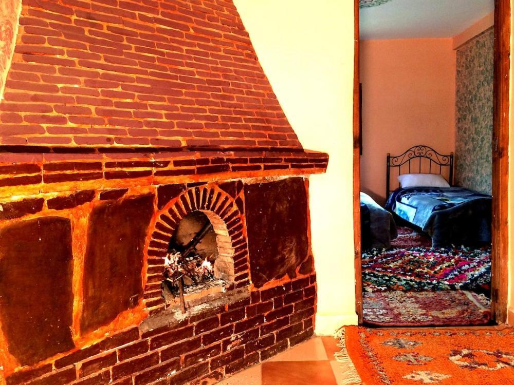 Gite Entre Les Vallees Tacheddirt Екстериор снимка